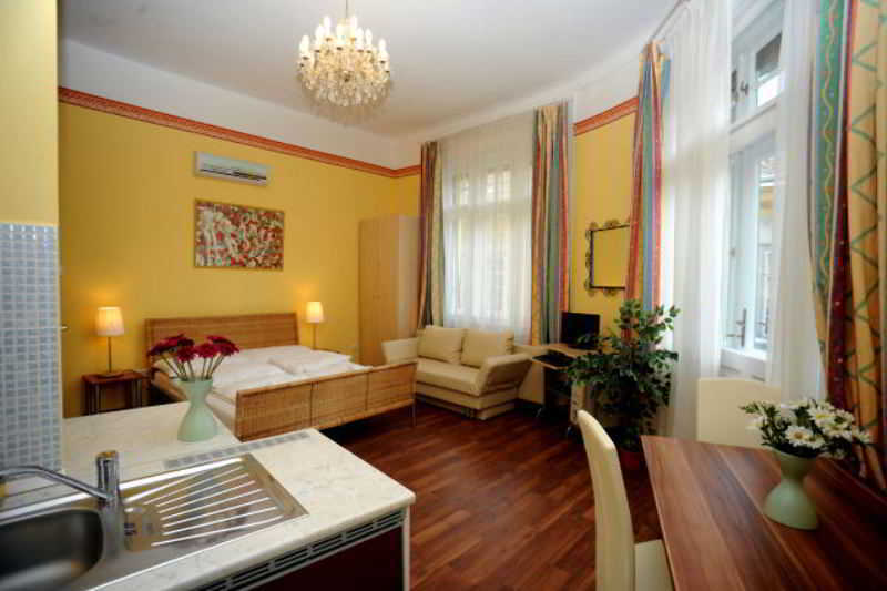 Club Apartments & Rooms 布达佩斯 外观 照片
